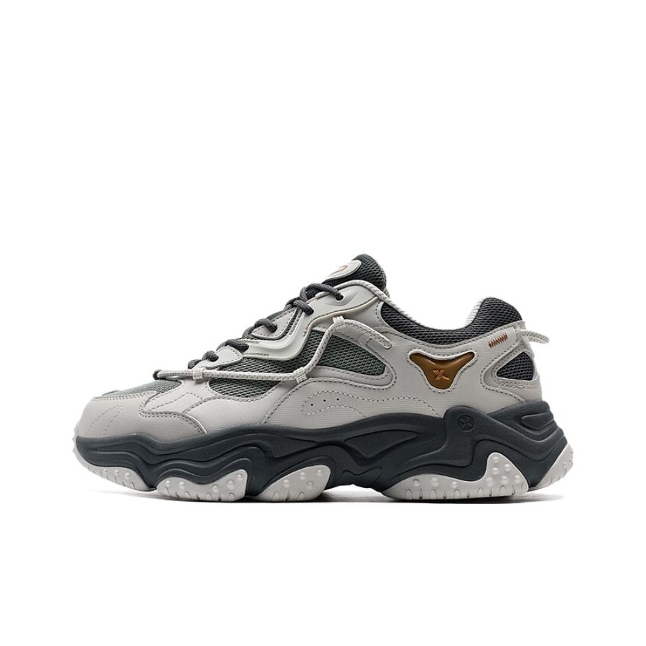 Men'S Xtep Shoes - XTEP 滑り止め耐摩耗性ロートップカジュアルシューズ メンズ グレー 975119320054